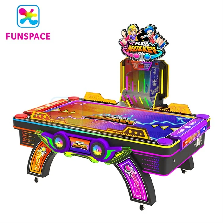 Doi jucători de masa de hochei cu arcade comerciale cu arcade